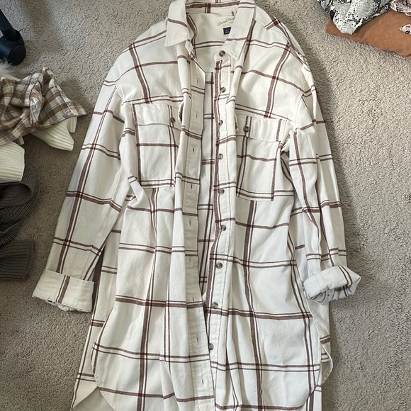 Universal threads flannel - Picture 2 of 3